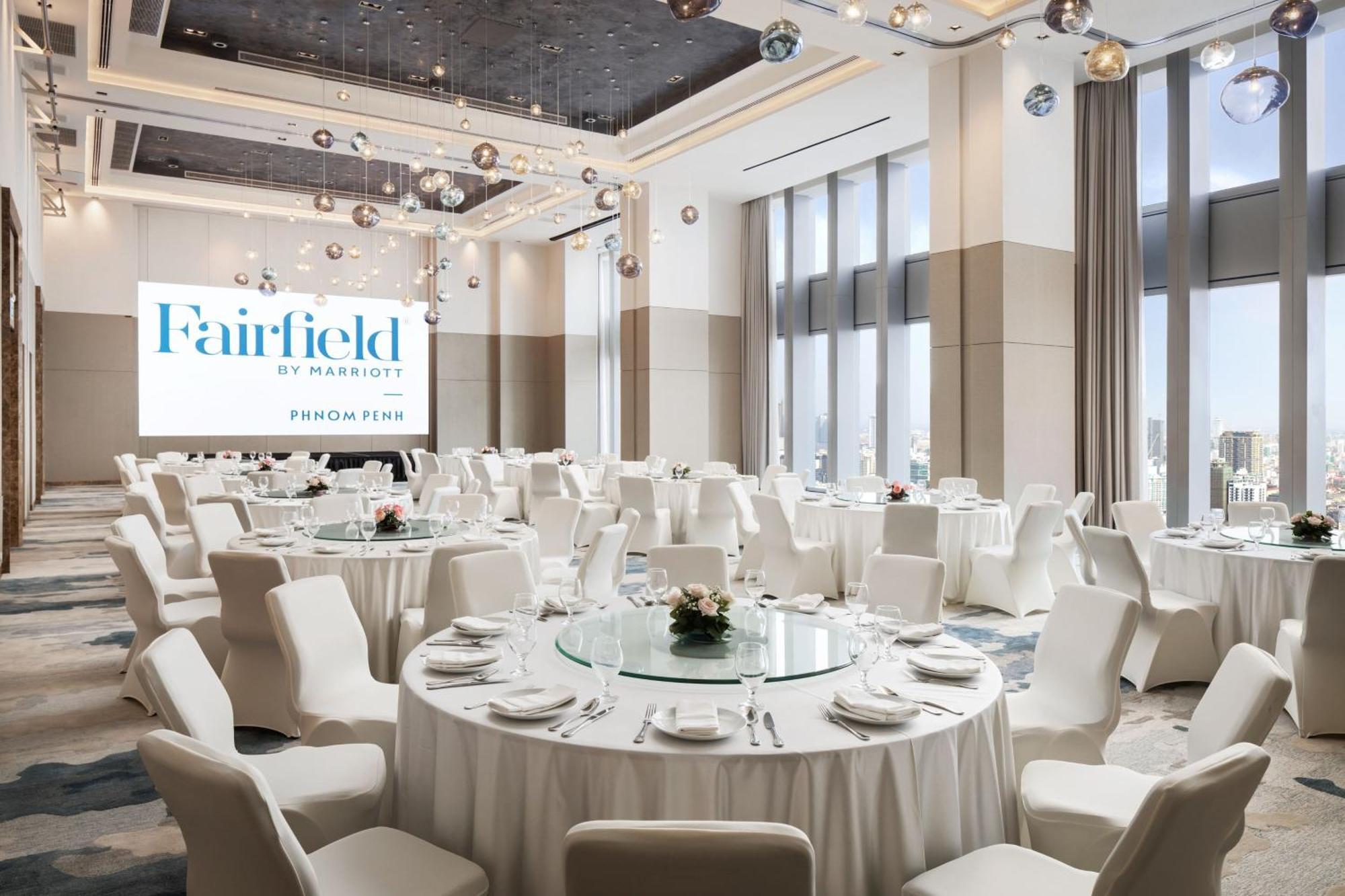 فندق Fairfield By Marriott بنوم بنه المظهر الخارجي الصورة